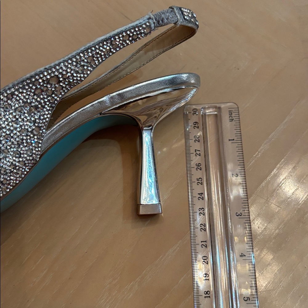 Betsey Johnson Silver Clark Rhinestone Slingback Pointed Toe Pumps - 9M - Picture 11 of 11